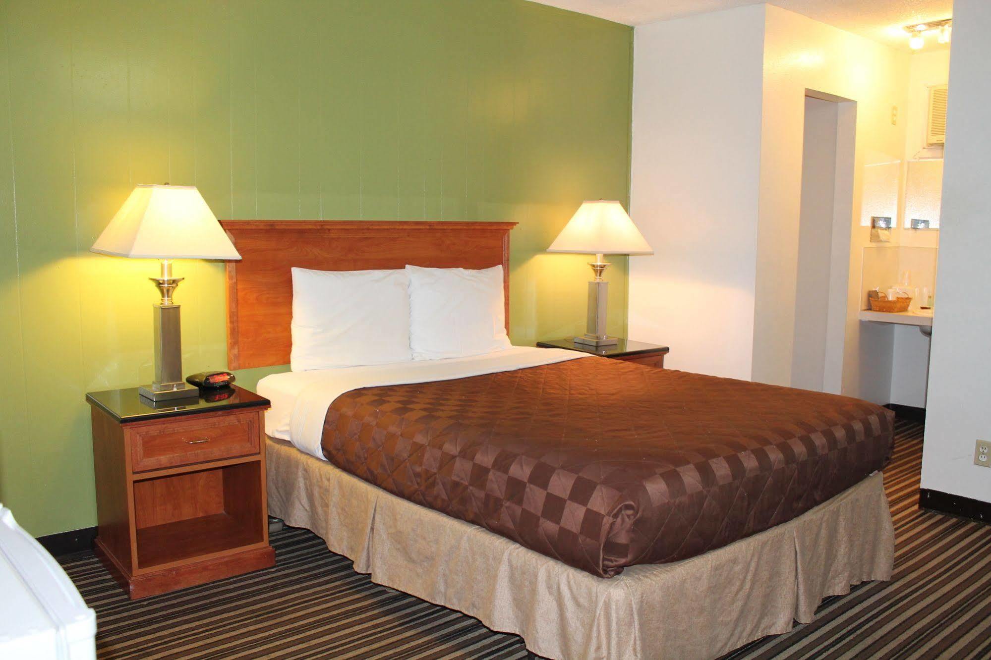Riverview Motel Boardman Bagian luar foto