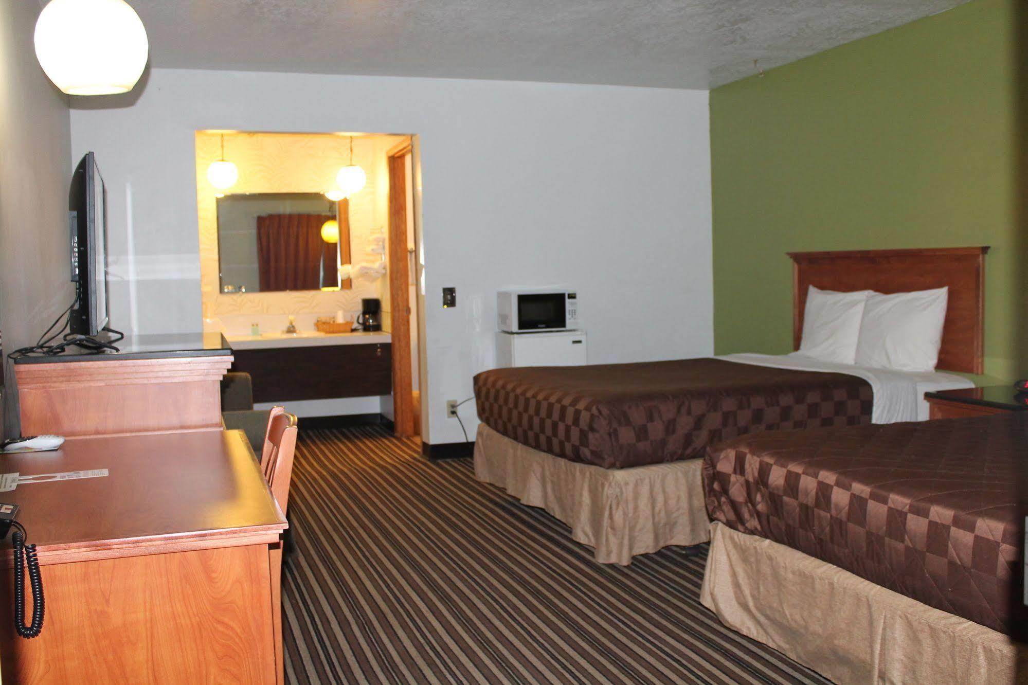 Riverview Motel Boardman Bagian luar foto